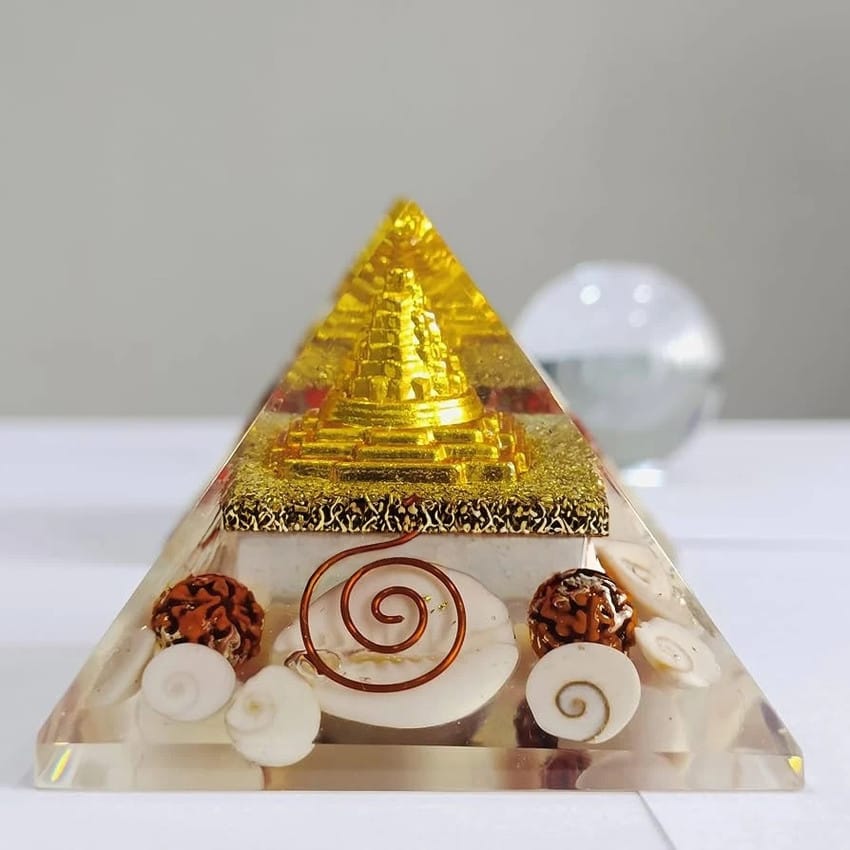 ....... 
Shree Lakshmi Energy Pyramid for Wealth & Prosperity